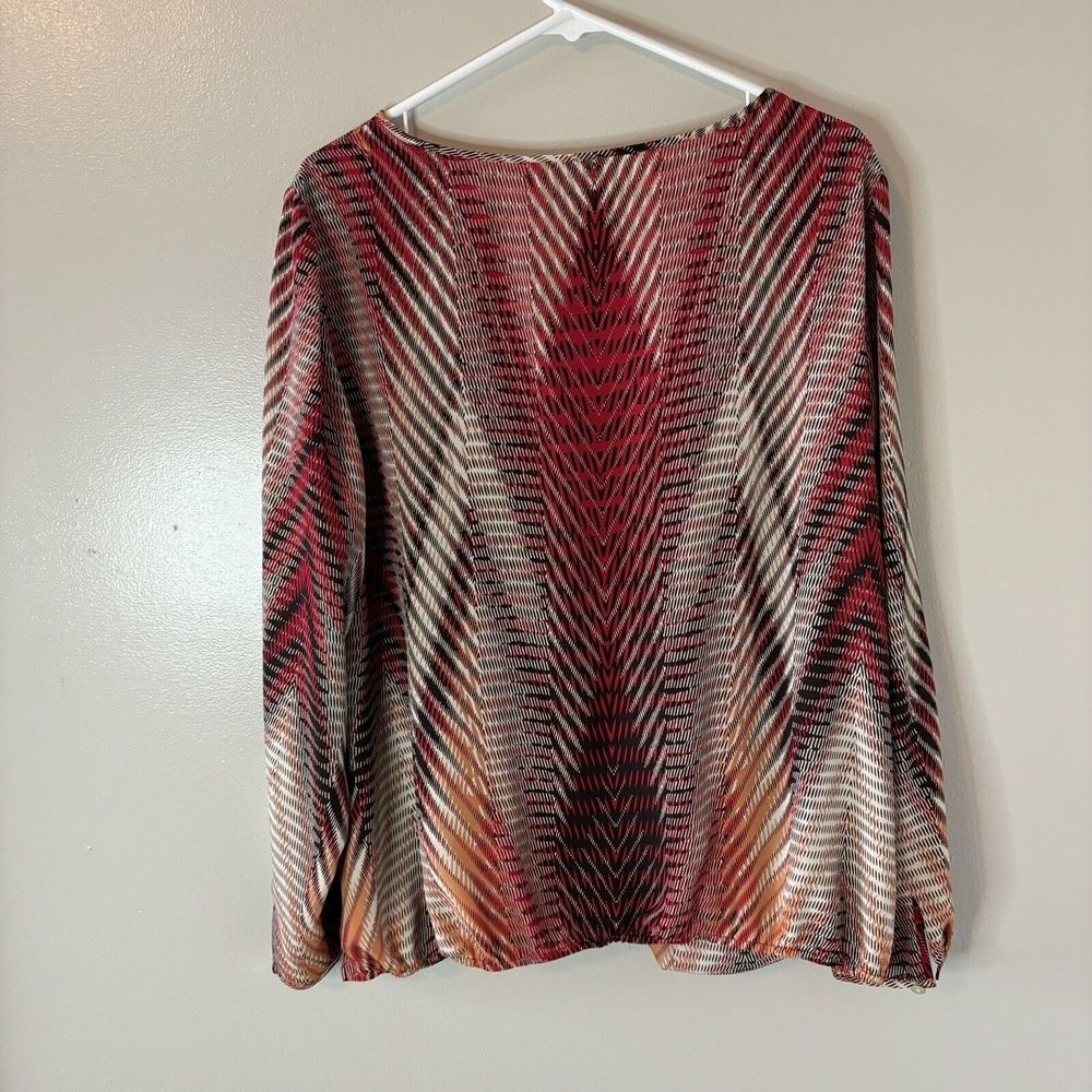 Chico’s Wrap Long Sleeve Blouse Red Black Geometric Top Size 3 Large - Picture 5 of 6